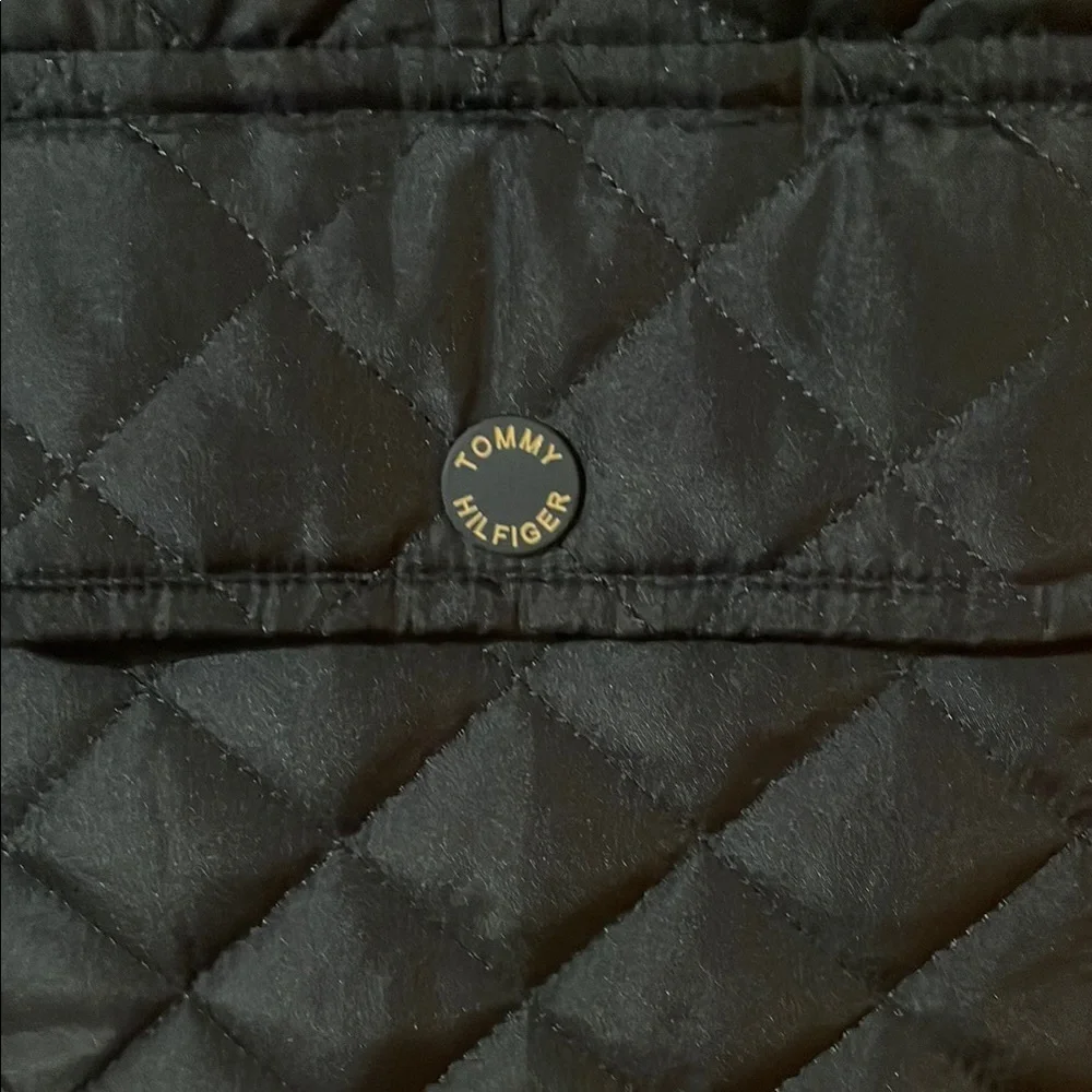 Tommy Hilfiger Navy Quilted Vest - Picture 2 of 5
